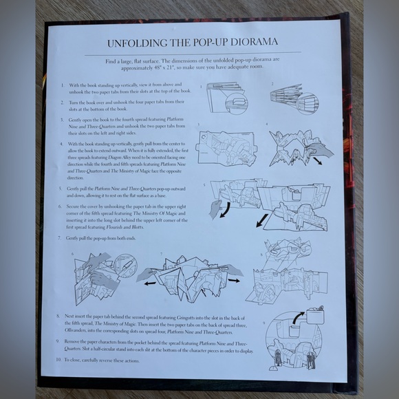 A Pop-Up Guide To Diagon Alley And Beyond (From The Films on Harry Potter) - Picture 16 of 16